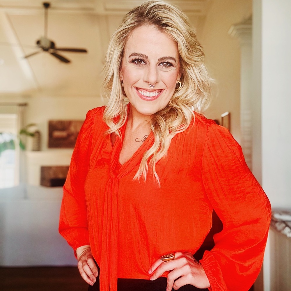 Meet your Posher, Alli